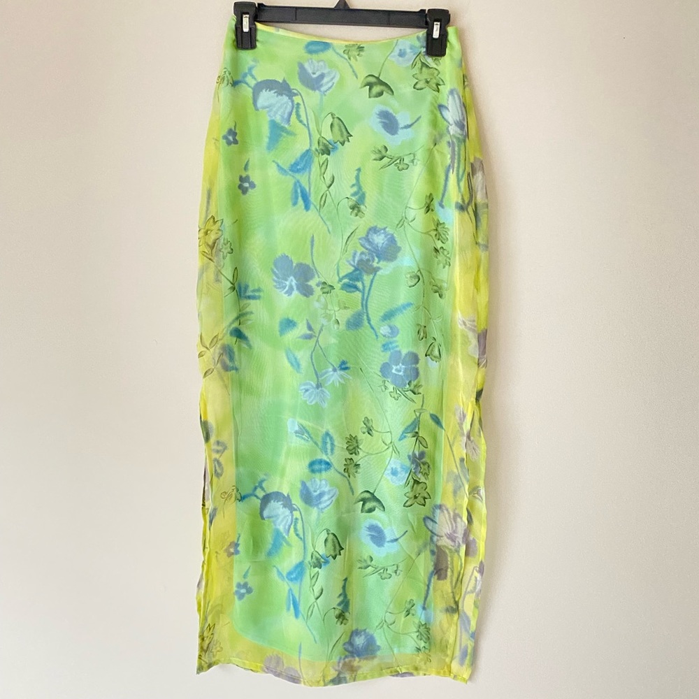 Giorgio Fiorlini Women's Green Floral Print Lace Skirt - 4 - Pre-owned